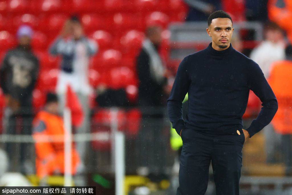 利物浦与科纳特的续约博弈：皇家马德里退出后，红军能否留住这位防线中坚？